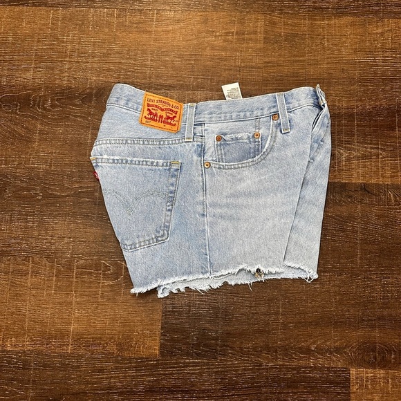 Levi's Light Blue Jean Shorts for Women - Picture 4 of 6